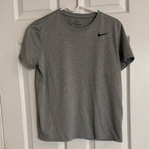 Nike Gray Short Sleeve Tee
